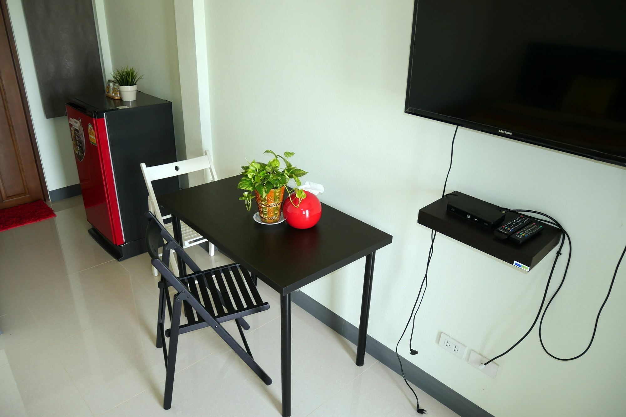 Bann Rumyen Klang Dong Phayayen Exterior foto