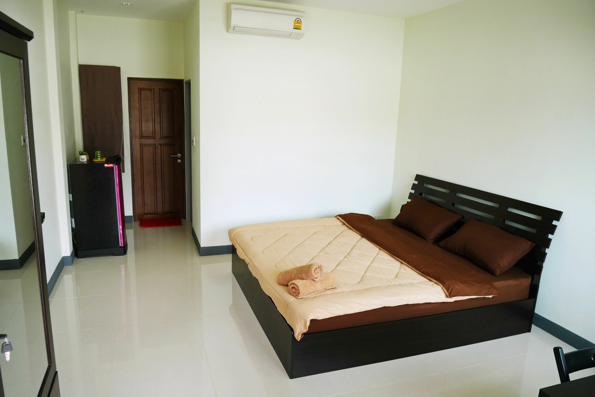 Bann Rumyen Klang Dong Phayayen Exterior foto