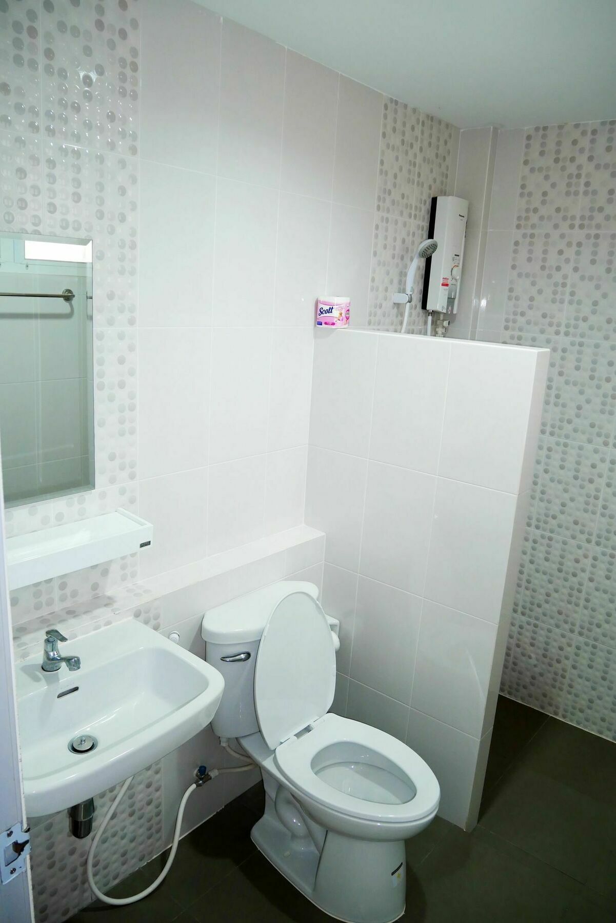 Bann Rumyen Klang Dong Phayayen Exterior foto